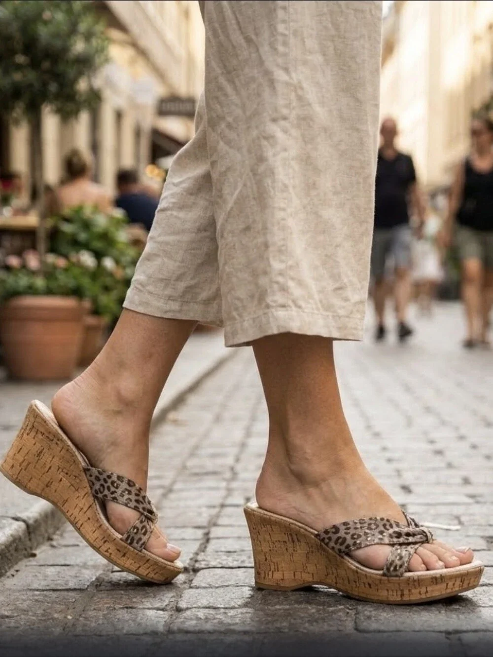 💙Italian Shoemakers animal print wedge made in Italy 🤍Size 8